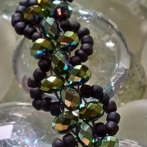 NWOT HANDMADE Green & Black Beaded Bracelet